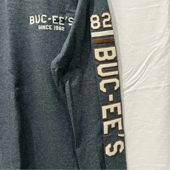 Buc-ee’s Long Sleeve Shirt size small - Picture 4 of 6
